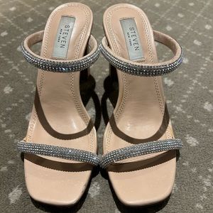 Steven by Steve Madden size 6 rhinestone sparkly sandal heels